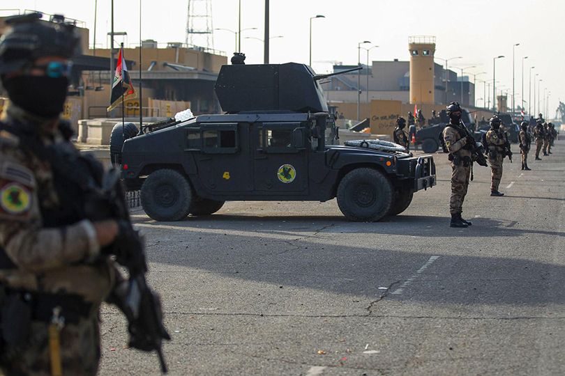 السفارة الامريكية: الجيش العراقي استلم 30 سيارة مصفحة لحماية المنطقة الخضراء