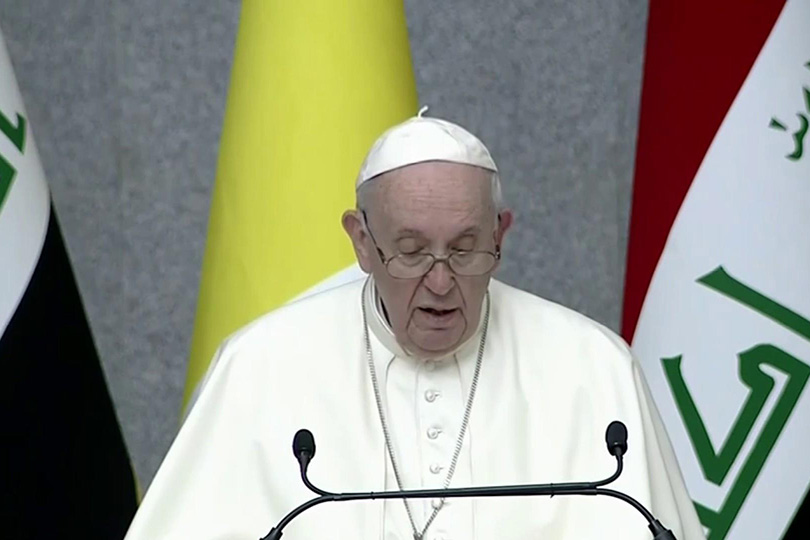 البابا فرنسيس يرفع صلاة خاصة لضحايا حادثة ذي قار