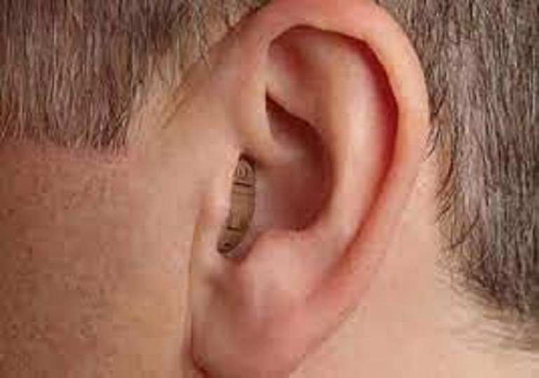 تقنية جديدة.. سماعات تحاكي عمل الدماغ لعلاج ضعف السمع