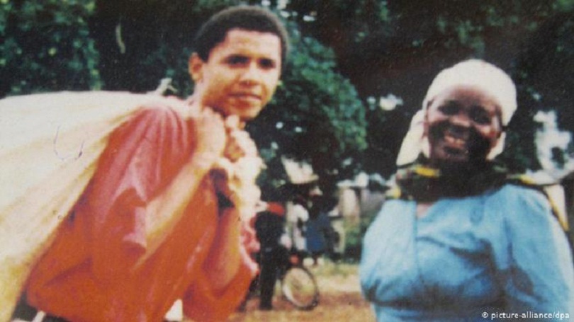 صاحبة الصورة الشهيرة.. وفاة جدة الرئيس الأمريكي الأسبق باراك أوباما